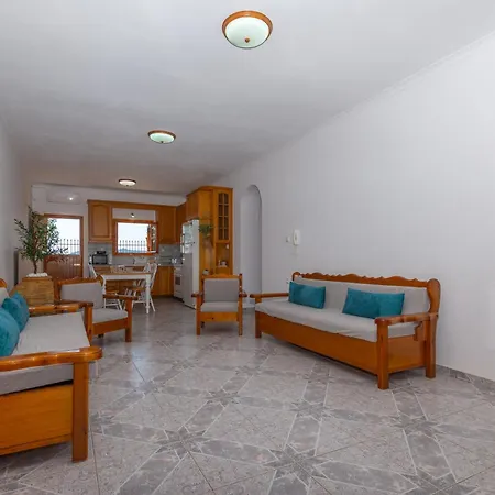 Casa Terra Mani Feriehus Álika