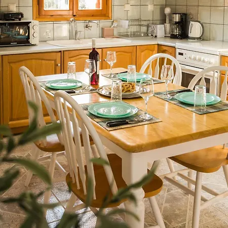 Casa Terra Mani Tatil Evi