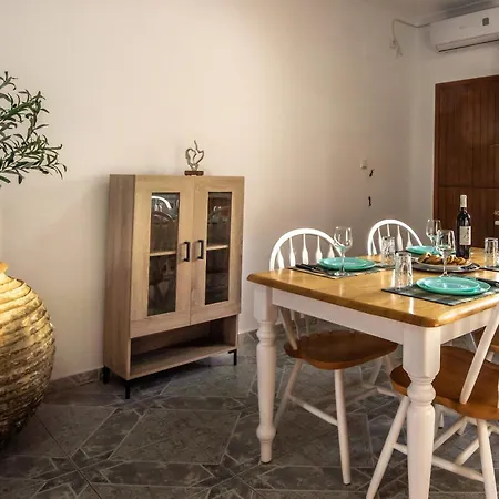 Casa Terra Mani * Άλικα