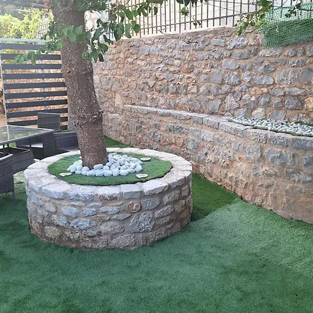 Casa Terra Mani Álika