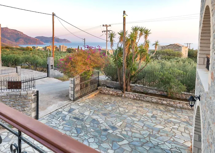 Casa Terra Mani * Álika